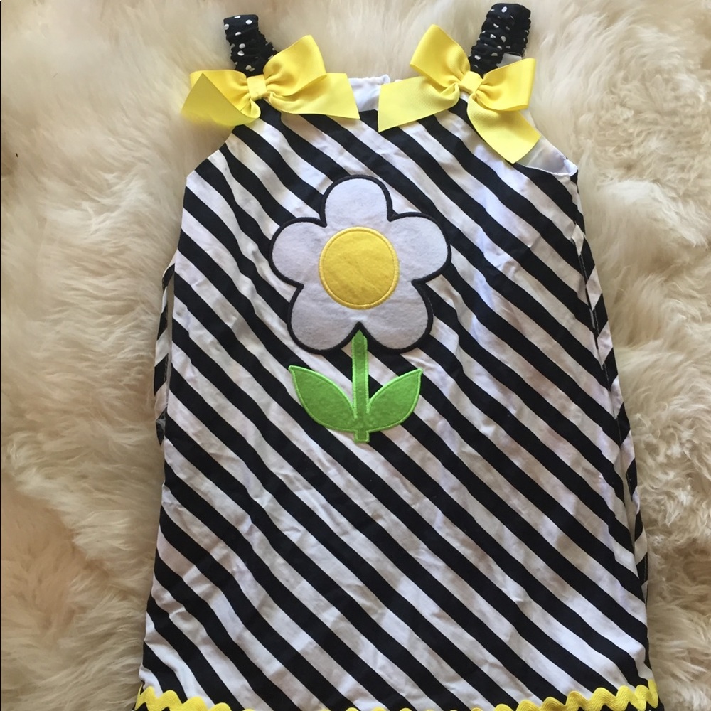 Daisy dress